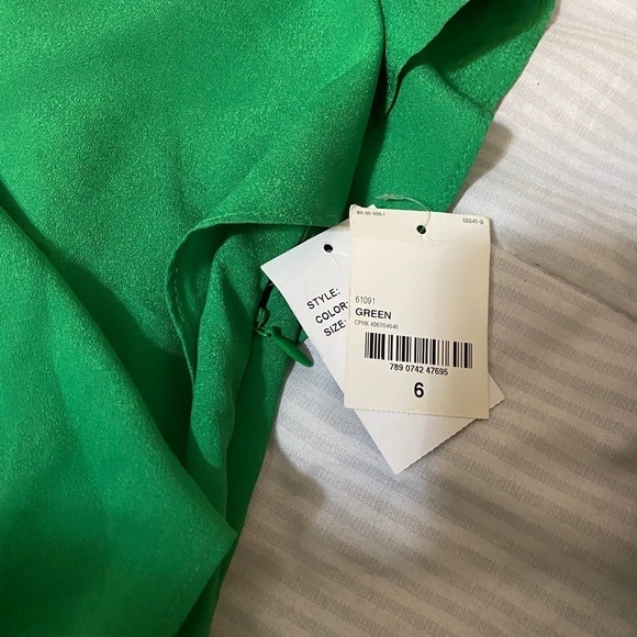 Ronni Nicole Dress Fit and Flare Size 6 - Picture 8 of 8